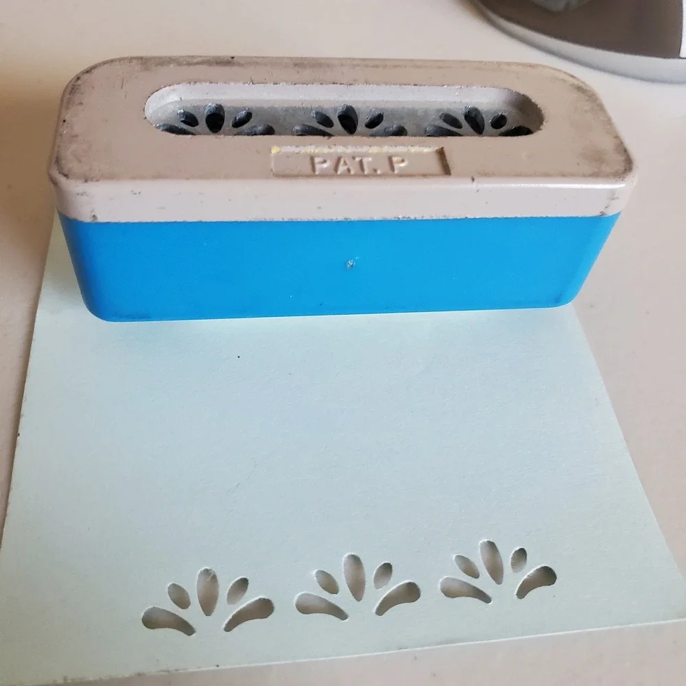 All Night Media Triple Floral Fan Border Paper Punch Blue White Craft Tool